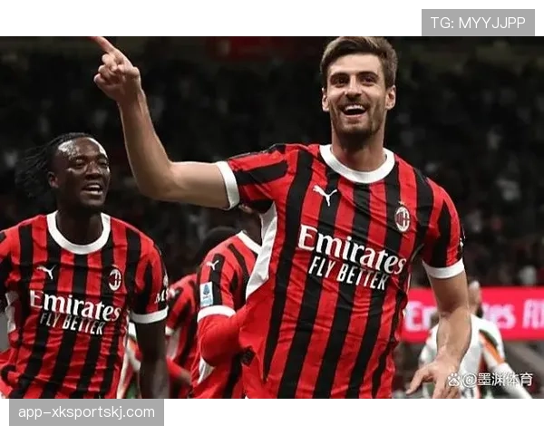 主帅内斗引爆米兰危机！战术混乱让米兰再次跌出争冠序列